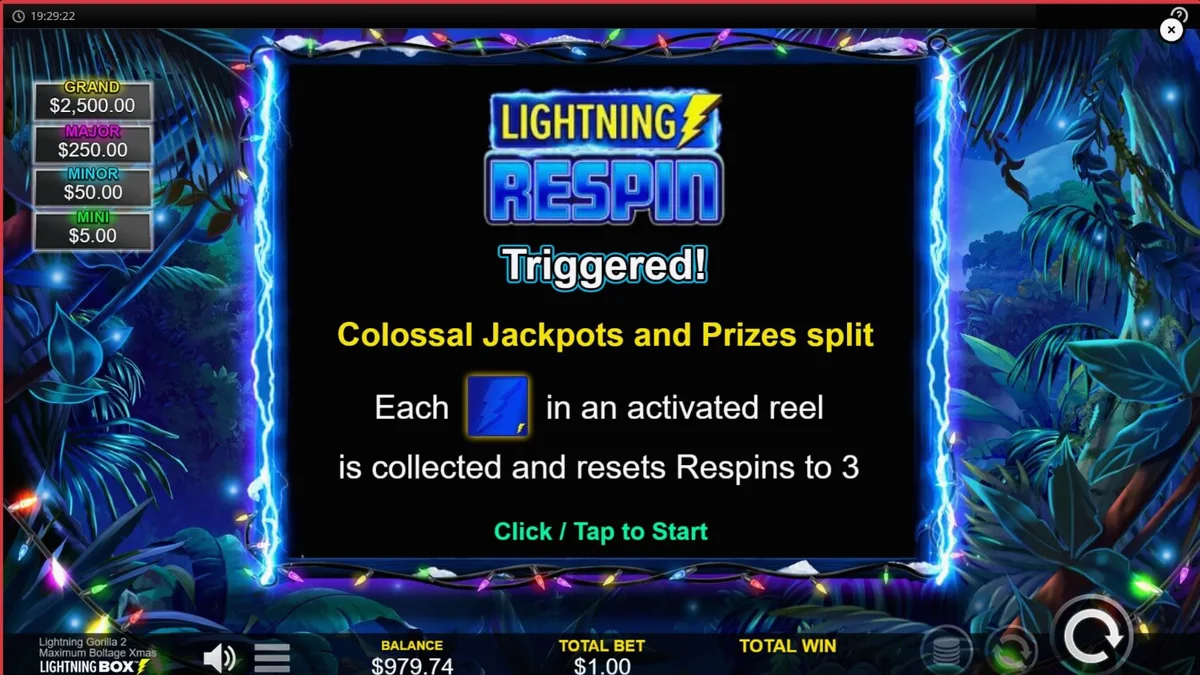 Tampilan antarmuka seluler slot Lightning Gorilla 2 Xmas dengan latar belakang hutan tropis bertema Natal